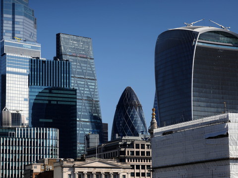 Royaume-Uni: l'inflation ralentit un peu