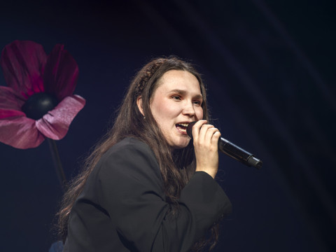 Zoë Më en tournée avec une escale à Genève
