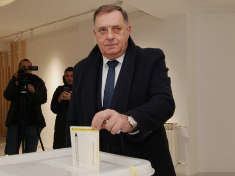 L'entité serbe de Bosnie élit son président