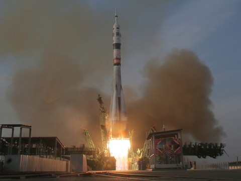 Le cosmodrome de Baïkonour endommagé après le décollage de jeudi