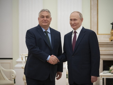 Le Hongrois Viktor Orban se rend à Moscou pour rencontrer Poutine