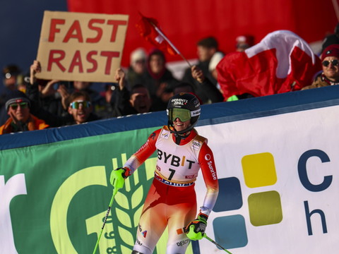 Rast dans le top 10, Robinson mène à Copper Mountain