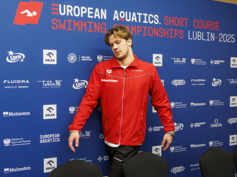 Ponti qualifié pour la finale du 50 m papillon