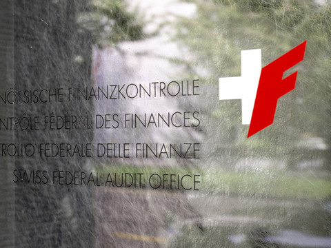Manque de contrôle sur les impôts - Recettes fédérales en danger
