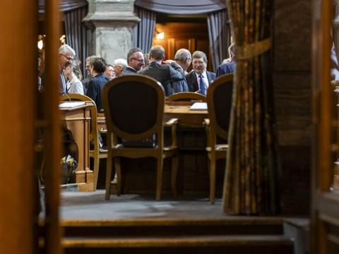La loi sur les cartels sera modernisée en Suisse