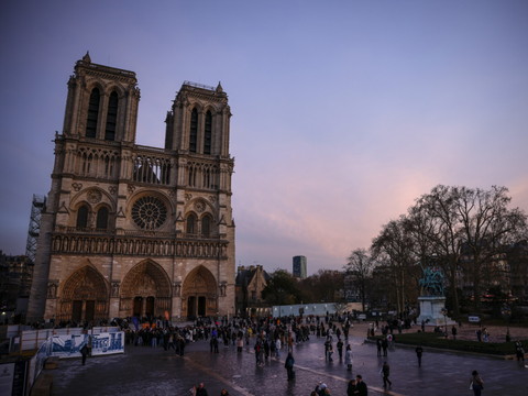 Notre-Dame de Paris: besoin d'encore 140 millions d'euros de dons
