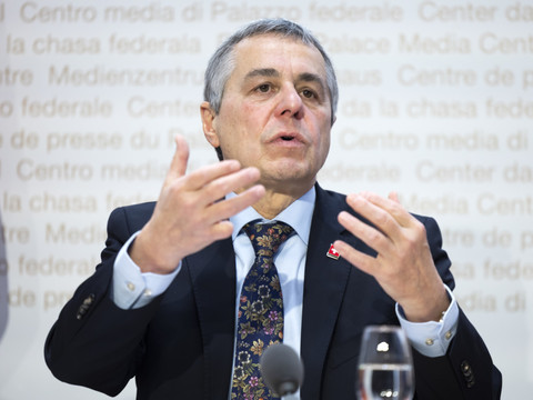 Paquet d'accords: retouches gouvernementales après la consultation