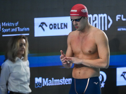 Noè Ponti en argent sur le 100 m papillon