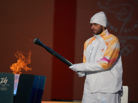 Le relais de la flamme olympique a débuté à Rome