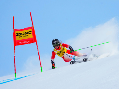 Camille Rast encore 4e à Mont-Tremblant, victoire de Julia Scheib