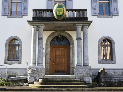 Un manipulateur a dû répondre de plusieurs viols devant la justice