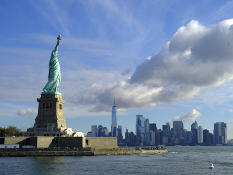 USA: vers un examen de l'historique des réseaux sociaux des touristes étrangers