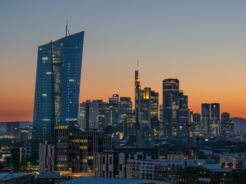 Fonds propres: la BCE ouvre la voie à une simplification du cadre