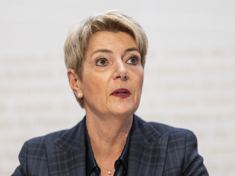 Karin Keller-Sutter se dit solidaire avec les victimes à Sydney