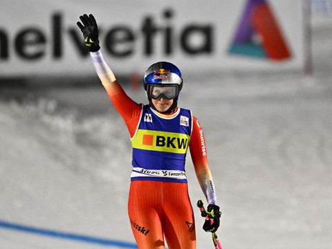 Fanny Smith prudente, Lenherr et Détraz forfaits à Arosa