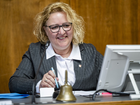 Valais: le Parlement dit oui à 20 EPT supplémentaires pour une voix