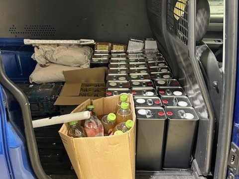 Un Italien fait entrer clandestinement 66 panettones en Suisse