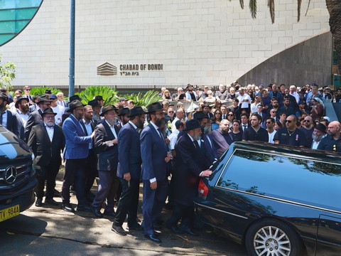 Attentat de Sydney: la police inculpe l'assaillant pour terrorisme