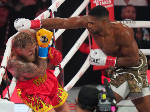 Joshua a eu besoin de six rounds pour éteindre Paul