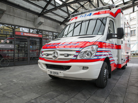 Les hospitalisations d'urgence augmentent fortement en hiver