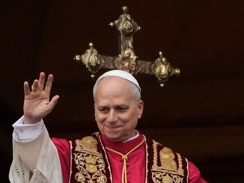 Le pape appelle l'Ukraine et la Russie à dialoguer directement
