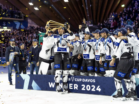 Coupe Spengler: Une nouvelle victoire pour une équipe suisse?