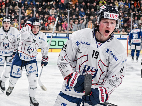 Spengler: Davos battu par les US Collegiate Selects