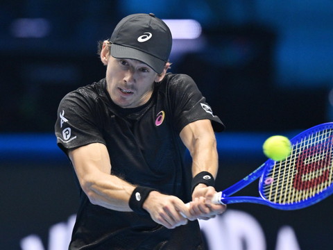 Alex de Minaur s'étoffe pour 
