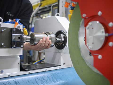 Nouvel accès de déprime des industriels en décembre
