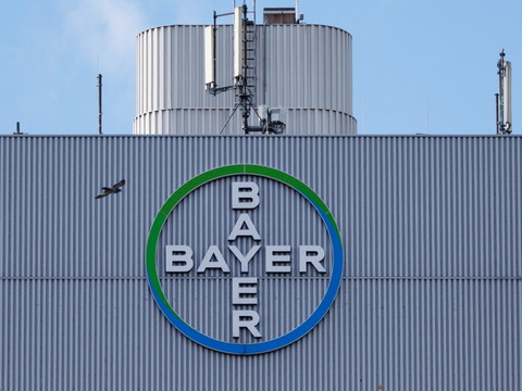Bayer porte plainte contre des fabricants du vaccin contre le Covid