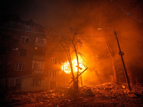La moitié de Kiev privée de chauffage après des frappes russes