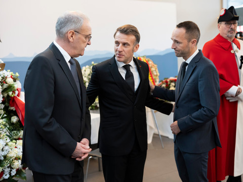 L'hommage aux victimes de Crans-Montana démarre à Martigny
