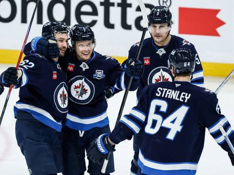Les Jets renouent enfin la victoire