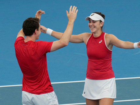 Le duo Bencic/Paul envoie la Suisse en finale de la United Cup