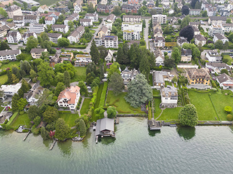 Les prix des maisons et des PPE ont continué de grimper fin 2025