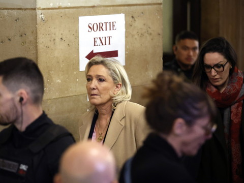 Marine Le Pen: 