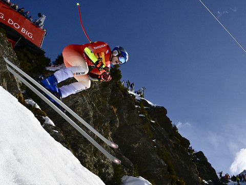 Franzoni domine le Super-G de Wengen, von Allmen 3e