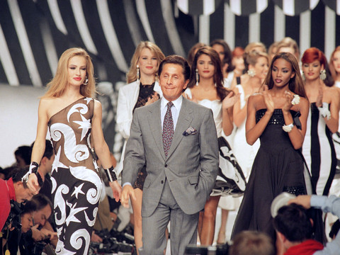 Le styliste et grand couturier italien Valentino est mort à 93 ans