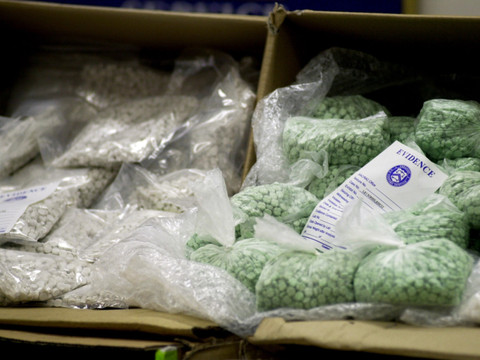 Europol annonce le démantèlement d'un réseau de drogues de synthèse