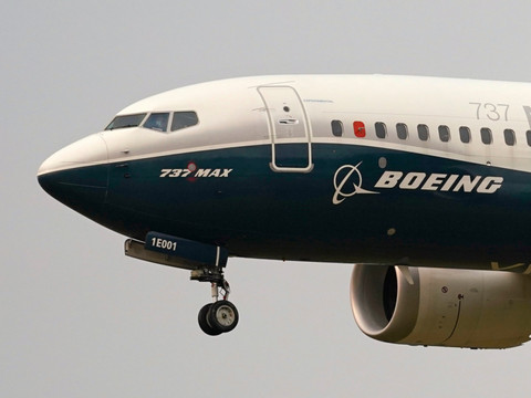 Boeing publie son 1er bénéfice net depuis 2018, grâce à une cession