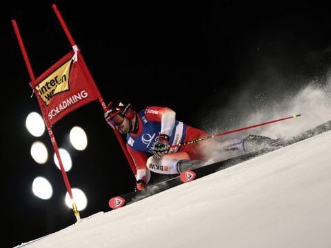 Loïc Meillard jouera la victoire en 2e manche à Schladming