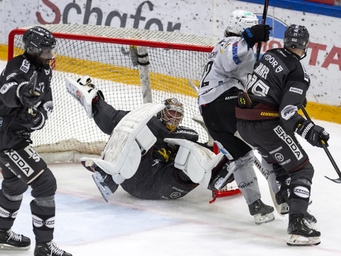 Le grand huit pour Fribourg, Mayer coule Genève