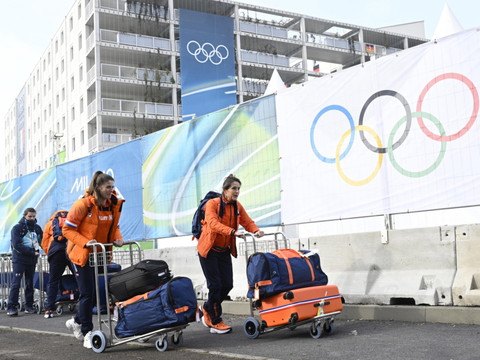 Les premiers participants arrivent au village olympique de Milan