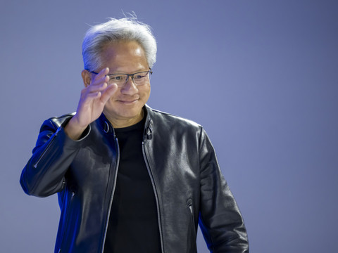 Le patron de Nvidia nie toute friction avec OpenAI