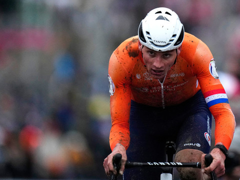 Mathieu van der Poel champion du monde pour la 8e fois