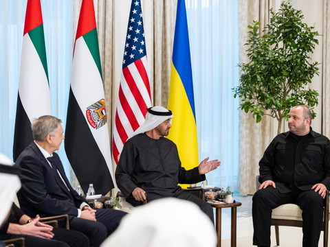 Les négociations reprendront mercredi à Abou Dhabi, dit Zelensky