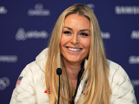 Ski alpin: Vonn sera en lice avec une attelle au genou