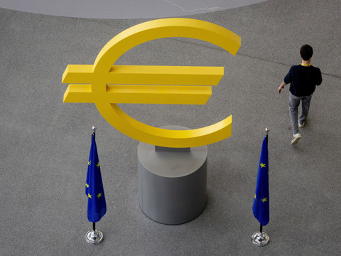 Zone euro: l'inflation ralentit à 1,7% en janvier