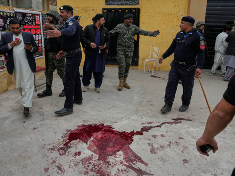 Pakistan: un attentat-suicide fait au moins 31 morts