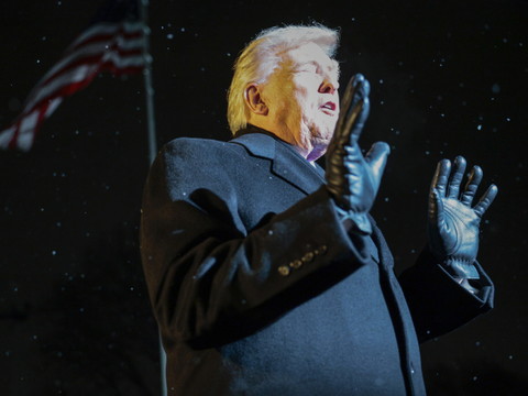 Vidéo raciste sur Obama: Trump se défend de tout racisme